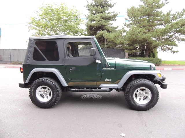 1999 Jeep Wrangler SE/ 4X4/ 5-Speed Manual/ 4Cyl/ LIFTED   - Photo 4 - Portland, OR 97217