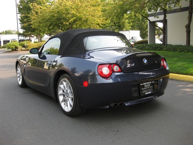 2005 BMW Z4 2.5i/ Convertible / 6-Speed Manual   - Photo 3 - Portland, OR 97217