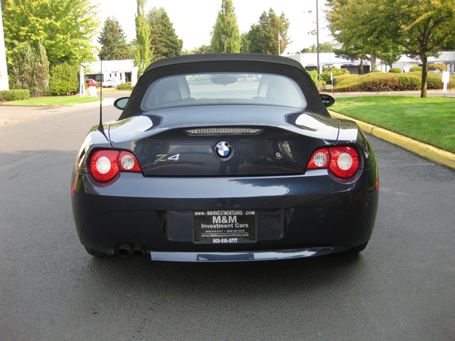 2005 BMW Z4 2.5i/ Convertible / 6-Speed Manual   - Photo 4 - Portland, OR 97217