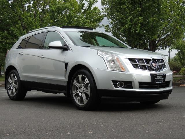 2012 Cadillac SRX Premium Collection / AWD / FULLY LOADED / Excel Co   - Photo 2 - Portland, OR 97217