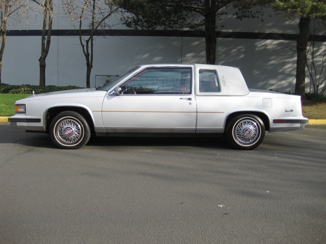 1985 Cadillac DeVille DeVille   - Photo 3 - Portland, OR 97217