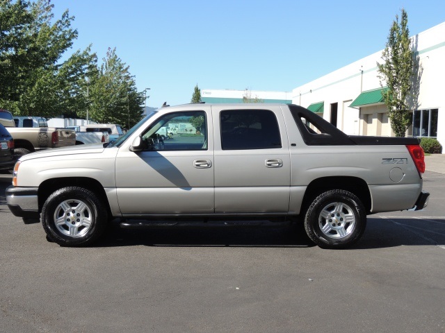 2006 Chevrolet Avalanche Z71 1500 / 4X4 / Leather / Sunroof   - Photo 3 - Portland, OR 97217