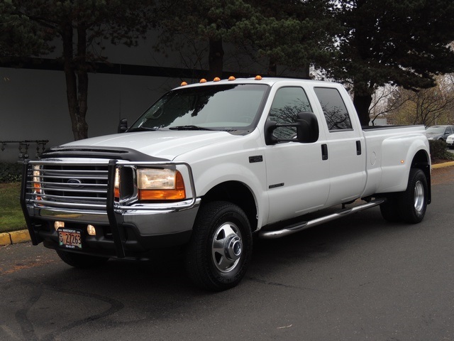 2001 Ford F-350 SD / 4X4 / Dually / 6 Speed Manual / 7.3 L Diesel   - Photo 1 - Portland, OR 97217