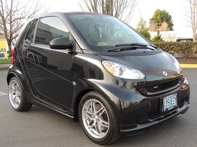 2009 Smart Fortwo BRABUS Edition/Panoramic Roof/Paddle Shift/1-Owner   - Photo 2 - Portland, OR 97217