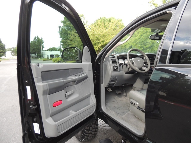 2006 Dodge Ram 2500 Laramie Sport/ 4X4/ Leather/1-OWNER/ LIFTED LIFTED   - Photo 21 - Portland, OR 97217