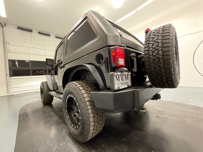 2010 Jeep Wrangler Sahara 2Dr / 4X4 / 3.8L V6 / HARD TOP / LIFTED  / NO RUST / CLEAN - Photo 34 - Gladstone, OR 97027
