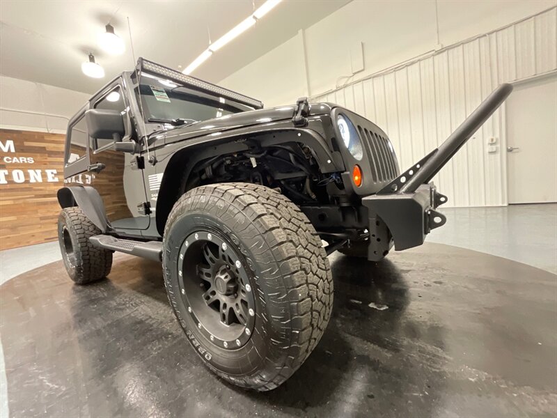 2010 Jeep Wrangler Sahara 2Dr / 4X4 / 3.8L V6 / HARD TOP / LIFTED  / NO RUST / CLEAN - Photo 32 - Gladstone, OR 97027