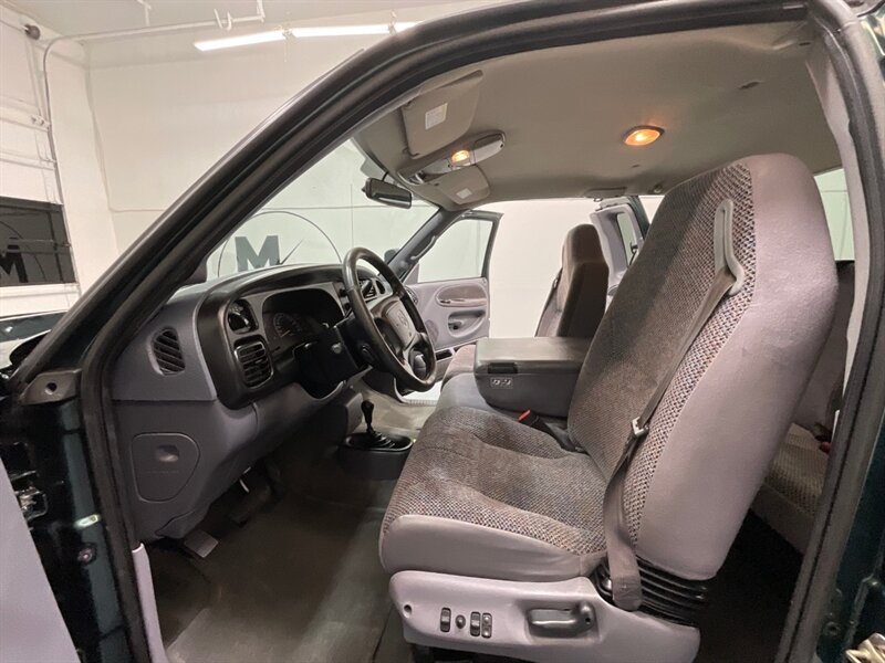 2002 Dodge Ram 2500 5.9L DIESEL 4X4/ SLT Plus Quad Cab/ 78K MILES / LOCAL TRUCK w. ZERO RUST / NEW WHEELS & TIRES / LONG BED - Photo 15 - Gladstone, OR 97027