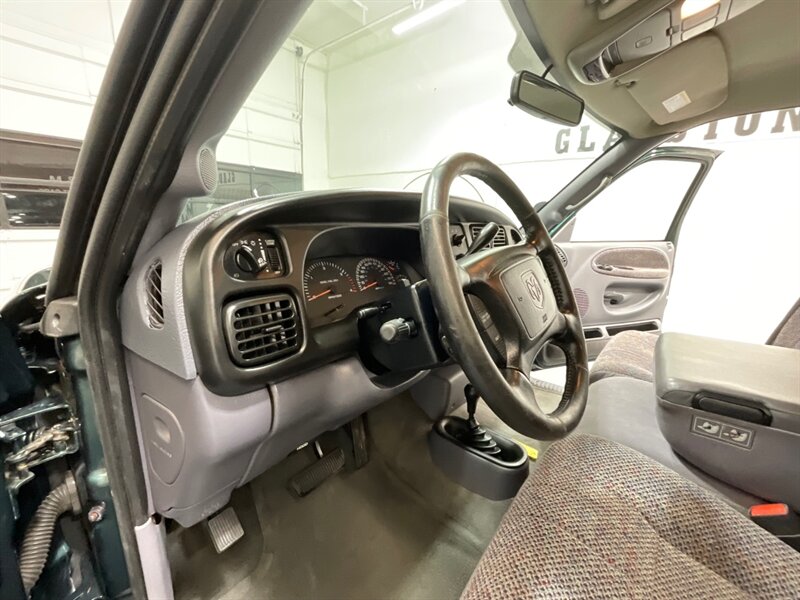 2002 Dodge Ram 2500 5.9L DIESEL 4X4/ SLT Plus Quad Cab/ 78K MILES / LOCAL TRUCK w. ZERO RUST / NEW WHEELS & TIRES / LONG BED - Photo 38 - Gladstone, OR 97027