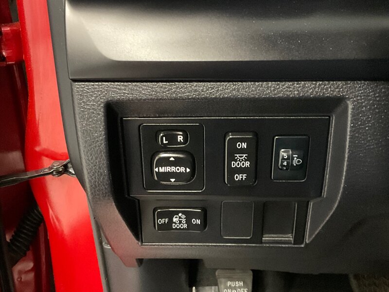 2017 Toyota Tundra SR Double Cab 4.6L V8 / NEW LIFT WHEELS TIRES  / RUST FREE / Backup Camera - Photo 33 - Gladstone, OR 97027