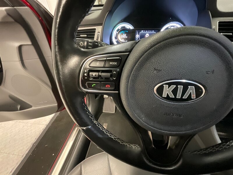 2018 Kia Niro EX Wagon / 1.6L 4Cyl HYBRID / EX PREMIUM PKG  / Leather / Navi - Photo 43 - Gladstone, OR 97027