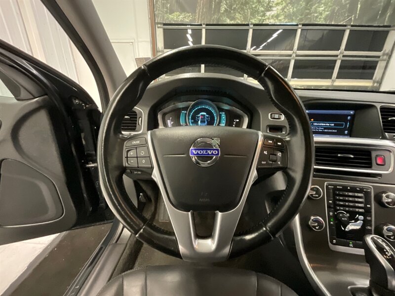 2015 Volvo S60 T5 Drive-E Premier Sedan/ 4Cyl Turbo /54,000 MILES  / Leather & Heated Seats / Sunroof - Photo 20 - Gladstone, OR 97027