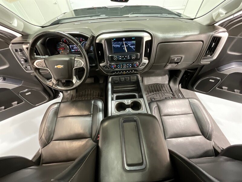 2015 Chevrolet Silverado 3500 LTZ 4X4 Z71 OFF RD / 6.6L DIESEL /LIFTED NEW TIRES  / OREGON TRUCK w. ZERO RUST - Photo 43 - Gladstone, OR 97027