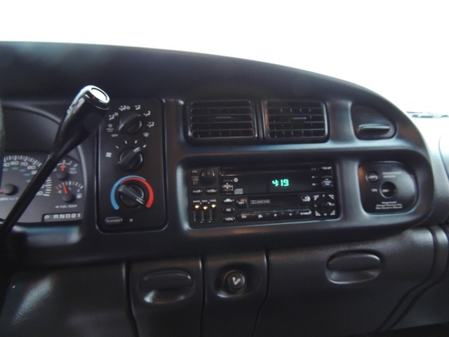 1998 Dodge Ram 2500 Quad Cab Sport 4X4/ 5.9L Cummins Diesel/12-Valve   - Photo 37 - Portland, OR 97217
