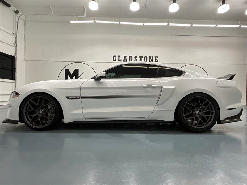 2021 Ford Mustang GT Premium / 6-Speed / 1-OWNER / 16,000 MILES  / California Special Pkg - Photo 3 - Gladstone, OR 97027