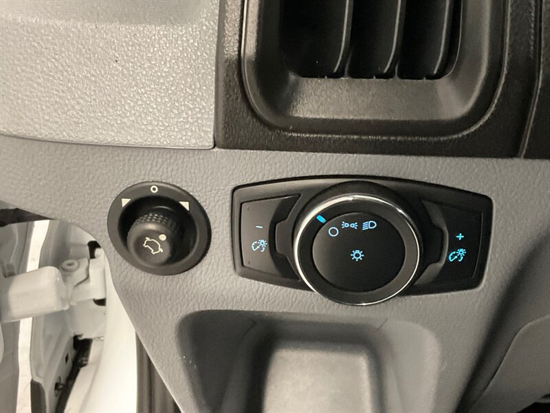 2018 Ford Transit 150 CARGO VAN / 3.7L V6 / 1-OWNER   - Photo 42 - Gladstone, OR 97027