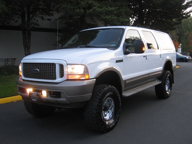2004 Ford Excursion DIESEL/ 1-OWNER/ 52K MILES/ LIFTED LIFTED   - Photo 1 - Portland, OR 97217
