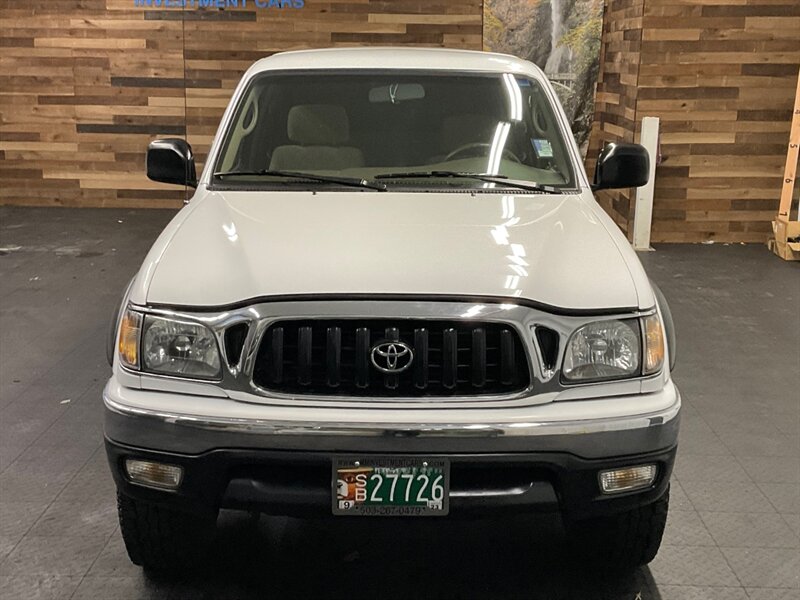 2004 Toyota Tacoma SR5 V6 / 4X4 /TIMING BELT DONE / LOCAL / RUST FREE  4WD / MATCHING CANOPY /LOCAL & RUST FREE / 135,000 MILES - Photo 5 - Gladstone, OR 97027