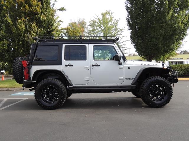 2012 Jeep Wrangler Unlimited Rubicon / 4X4 / NAVI  / LIFTED LIFTED   - Photo 4 - Portland, OR 97217