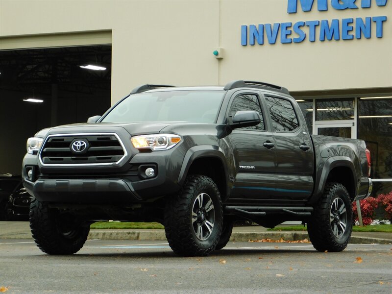 2019 Toyota Tacoma SR5 V6 Double Cab 4X4 / 1-Owner / LIFTED LIFTED   - Photo 1 - Portland, OR 97217