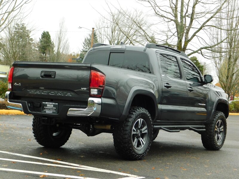 2019 Toyota Tacoma SR5 V6 Double Cab 4X4 / 1-Owner / LIFTED LIFTED   - Photo 8 - Portland, OR 97217