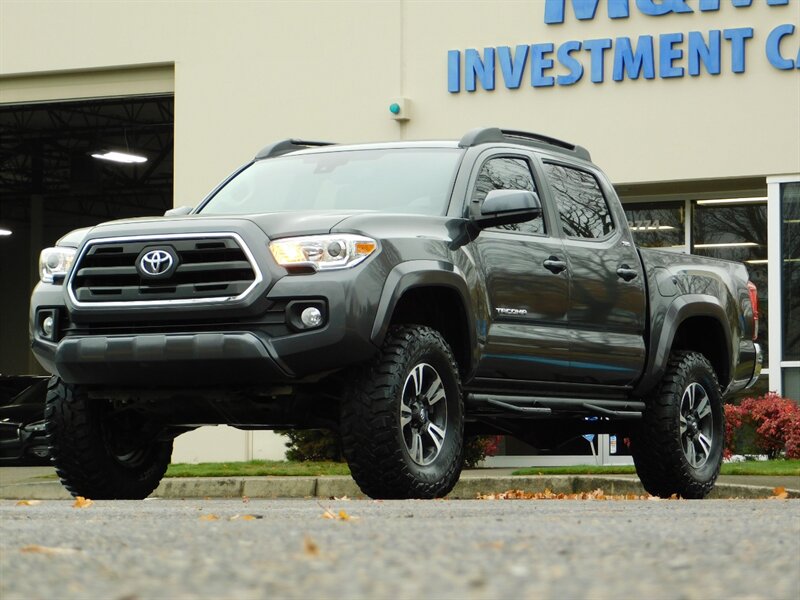 2019 Toyota Tacoma SR5 V6 Double Cab 4X4 / 1-Owner / LIFTED LIFTED   - Photo 44 - Portland, OR 97217