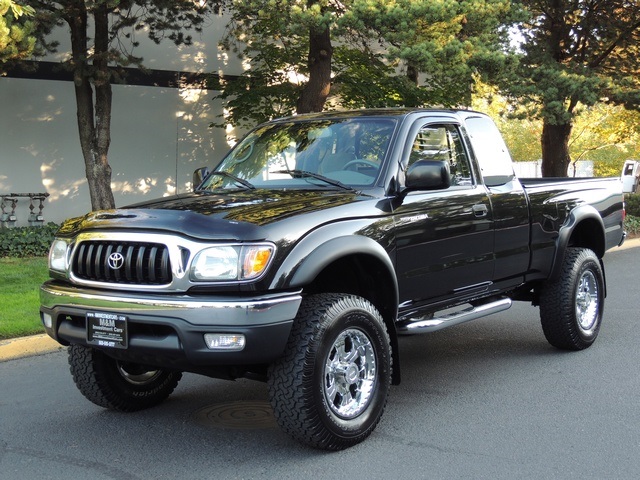 2002 Toyota Tacoma Extra Cab SR5 / 4X4 / 4Cyl /PRISTINE COND/72k mile   - Photo 1 - Portland, OR 97217