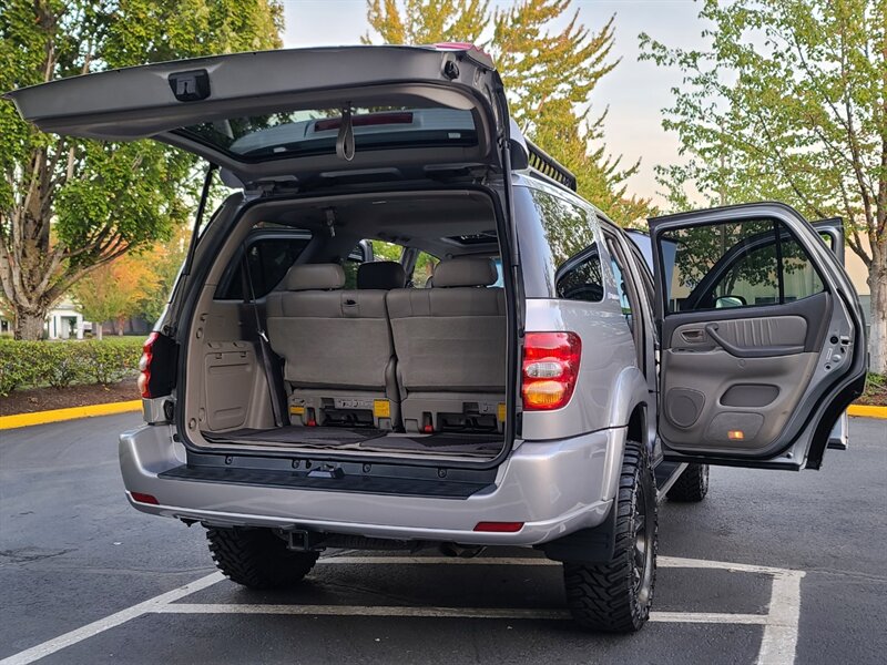 2002 Toyota Sequoia Limited 4X4 / 8-Seats / New Timing Belt / LIFTED  / LEATHER / Sun Roof / NEW TIRES / Low Miles - Photo 28 - Portland, OR 97217