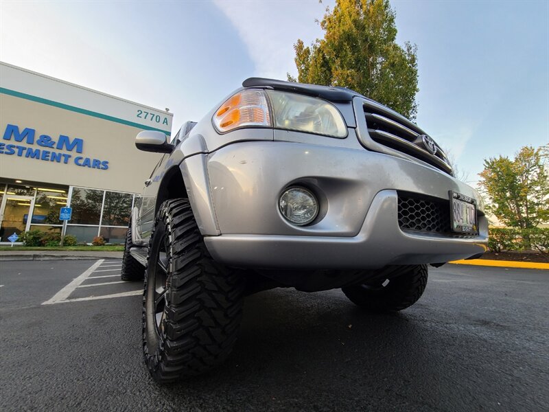 2002 Toyota Sequoia Limited 4X4 / 8-Seats / New Timing Belt / LIFTED  / LEATHER / Sun Roof / NEW TIRES / Low Miles - Photo 10 - Portland, OR 97217