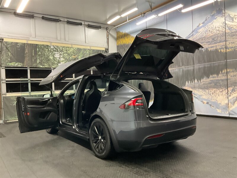 2017 Tesla Model X 75D AWD / Leather /1-OWNER/ NEW TIRES/ 28,000 MILE  Heated Leather / Navi / BEAUTIFUL CONDITION - Photo 12 - Gladstone, OR 97027