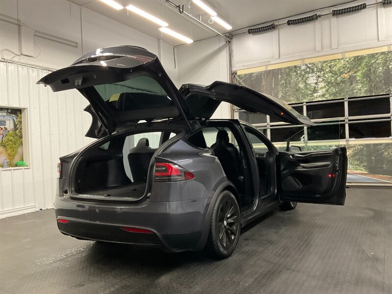 2017 Tesla Model X 75D AWD / Leather /1-OWNER/ NEW TIRES/ 28,000 MILE  Heated Leather / Navi / BEAUTIFUL CONDITION - Photo 9 - Gladstone, OR 97027