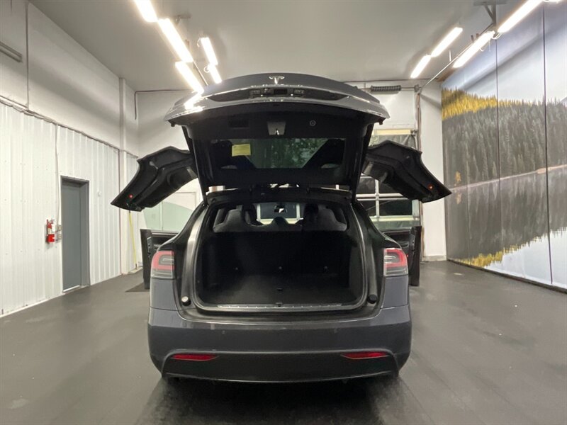 2017 Tesla Model X 75D AWD / Leather /1-OWNER/ NEW TIRES/ 28,000 MILE  Heated Leather / Navi / BEAUTIFUL CONDITION - Photo 36 - Gladstone, OR 97027