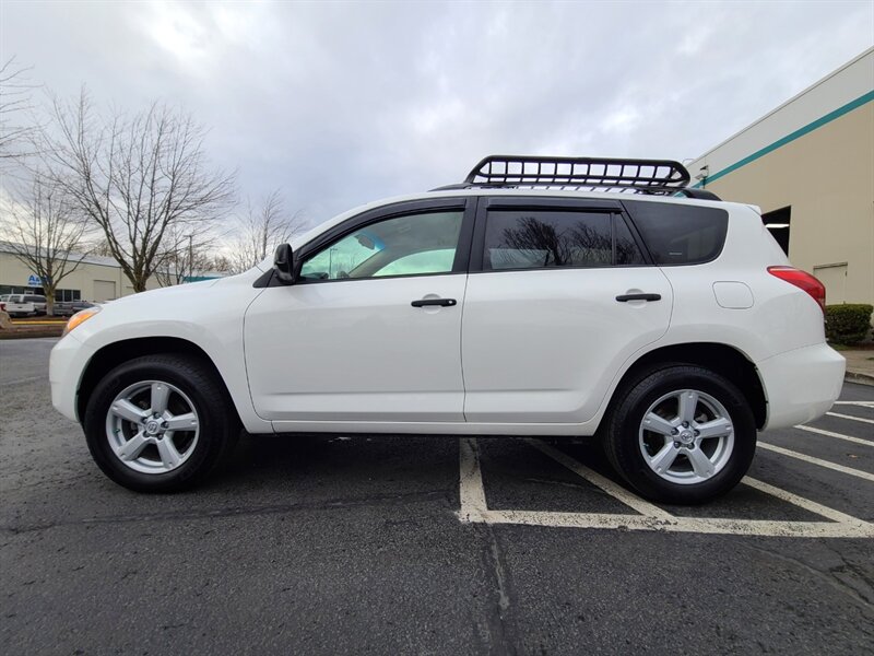 2008 Toyota RAV4 Sport 4X4 / 4-cyl 2.4L / MANY RECORDS / 2-OWNERS  / FOUR WHEEL DRIVE / EXCELLENT CONDITION ! - Photo 3 - Portland, OR 97217