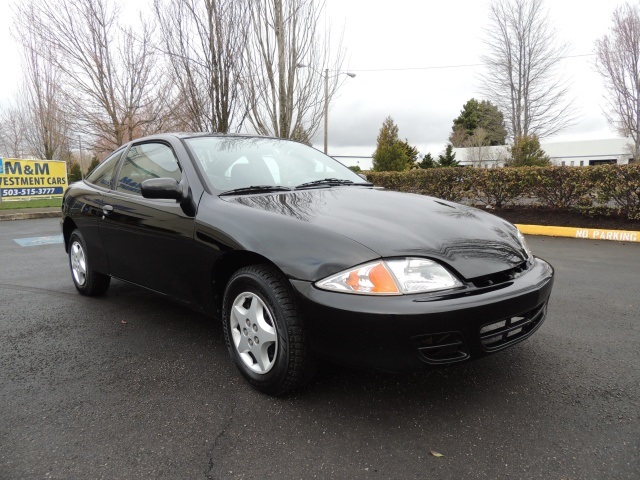 2000 Chevrolet Cavalier Coupe 2-Dr / 4-Cylinder / Automatic / 1-OWNER   - Photo 2 - Portland, OR 97217