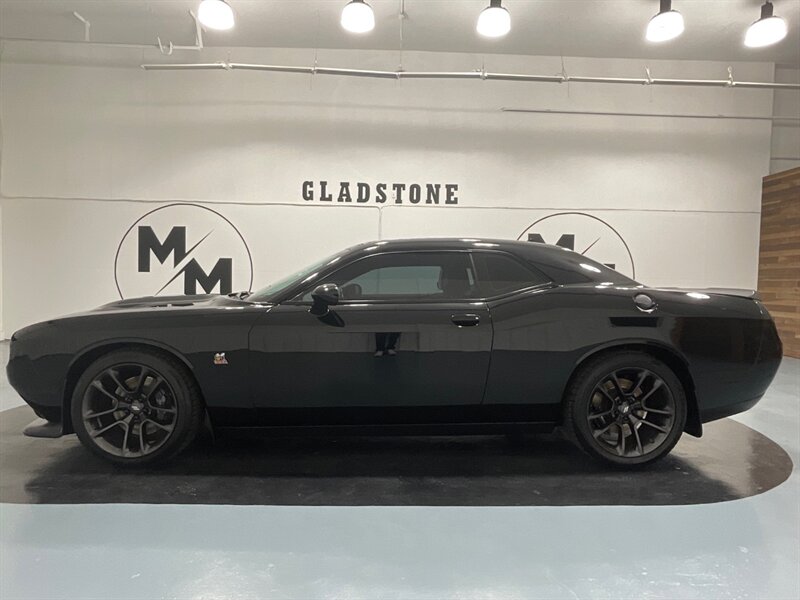 2021 Dodge Challenger R/T Scat Pack 392 V8 SRT HEMI 6.4L/ 6-SPEED MANUAL  / LOCAL CAR / MINT CONDITION - Photo 3 - Gladstone, OR 97027