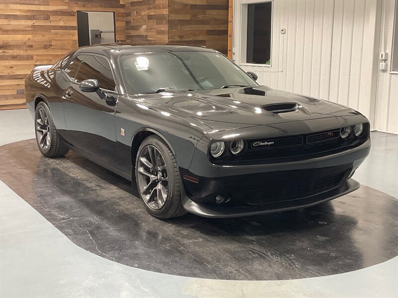 2021 Dodge Challenger R/T Scat Pack 392 V8 SRT HEMI 6.4L/ 6-SPEED MANUAL  / LOCAL CAR / MINT CONDITION - Photo 2 - Gladstone, OR 97027