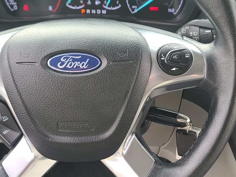 2020 Ford Transit Connect XLT / Passenger Minivan / 1-Owner / Top Shape / 6-Seater / Navigation / Back-Up Cam / Blind Spot Monitors / Lane Keep System / Collision Warning - Photo 36 - Portland, OR 97217
