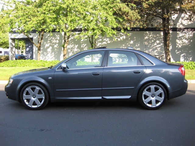 2004 Audi S4 quattro/ AWD/ 6-Speed / New Tires   - Photo 2 - Portland, OR 97217