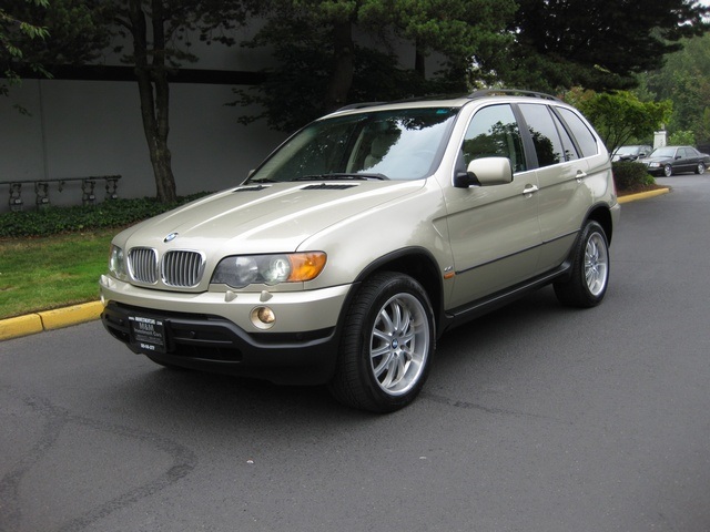 2001 BMW X5 4.4i AWD PRM+CW Pkgs / NAVIGATION / Park Sensors   - Photo 1 - Portland, OR 97217
