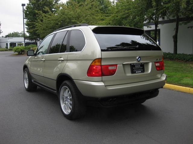 2001 BMW X5 4.4i AWD PRM+CW Pkgs / NAVIGATION / Park Sensors   - Photo 4 - Portland, OR 97217
