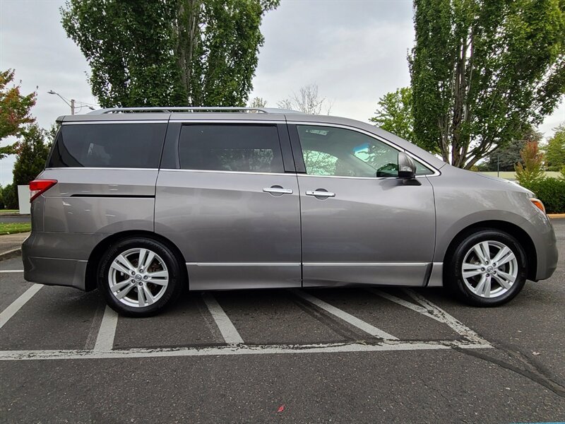 2012 Nissan Quest 3.5 LE Minivan / Captain Chairs / Panoramic Roof /  Navigation / Back Up CAM / DVD / Fully Loaded - Photo 4 - Portland, OR 97217