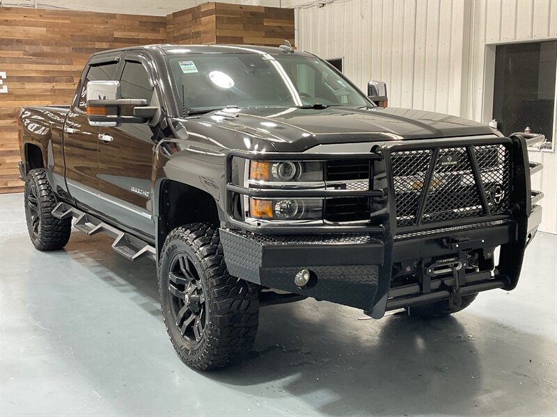 2015 Chevrolet Silverado 3500 LTZ Crew Cab 4X4 / 6.6L DURAMAX DIESEL / ALLISON T  / ZERO RUST / LEVELED w. BRAND NEW TIRES & FUEL WHEELS / Leather w. Heated & Cooled Seats / WINCH / SRW / SHORT BED / 1-TON
