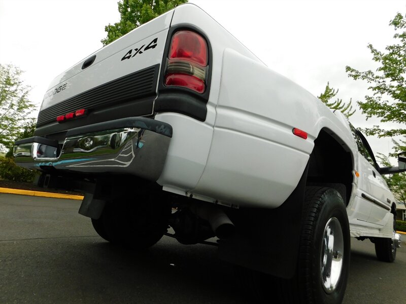 2000 Dodge Ram 3500 Dually 4X4 5.9L Cummins Diesel / MANUAL TRANNY   - Photo 11 - Portland, OR 97217