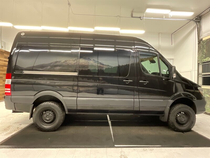 2016 Mercedes-Benz Sprinter Crew 2500 Cargo 4X4 / 3.0L DIESEL / HIGHROOF  / 4X4 CARGO VAN w. 6-Passenger / Removable Seats / RUST FREE / Backup Camera / Excel Cond - Photo 4 - Gladstone, OR 97027