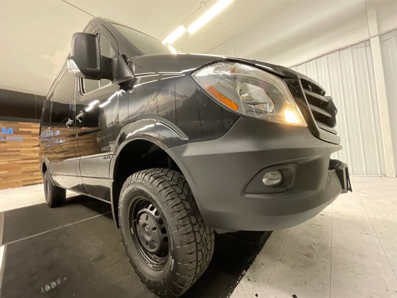 2016 Mercedes-Benz Sprinter Crew 2500 Cargo 4X4 / 3.0L DIESEL / HIGHROOF  / 4X4 CARGO VAN w. 6-Passenger / Removable Seats / RUST FREE / Backup Camera / Excel Cond - Photo 29 - Gladstone, OR 97027