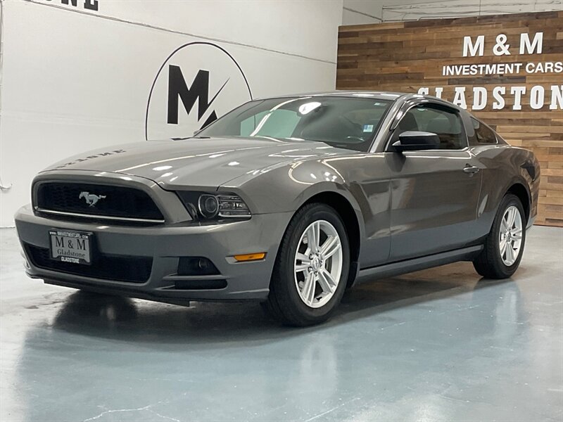 2013 Ford Mustang V6 Coupe 3.7L 6Cyl /Automatic/ 1-OWNER / 52K MILES  / LOCAL CAR - Photo 1 - Gladstone, OR 97027