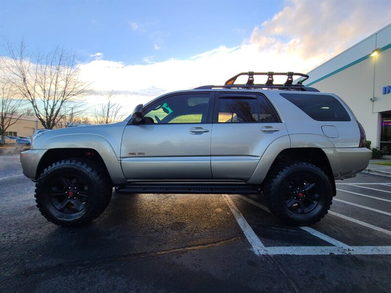 2003 Toyota 4Runner SR5  / 4.0L / SUN ROOF / VERY SHARP & CLEAN / LOTS OF SERVICE RECORDS / VERY CLEAN !!! - Photo 3 - Portland, OR 97217