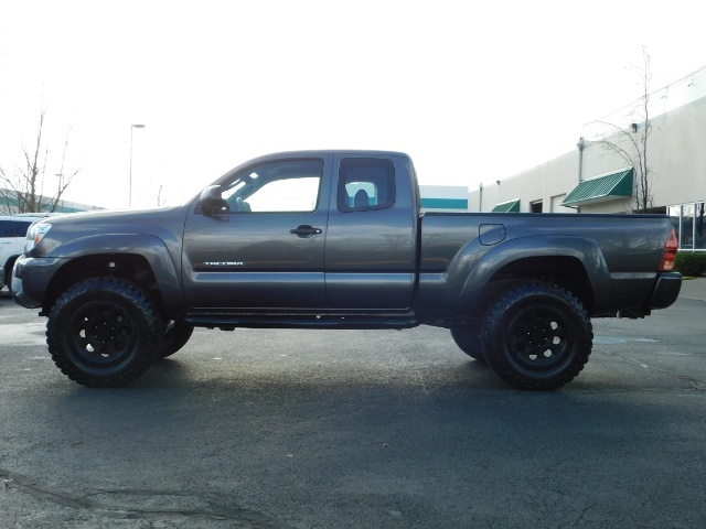 2013 Toyota Tacoma Access Cab 4Dr / 4X4 / 5-SPEED / 1-Owner / LIFTED   - Photo 3 - Portland, OR 97217