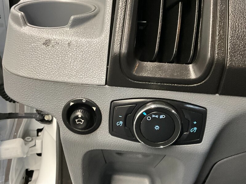 2019 Ford Transit 250 CARGO VAN / LONG WHEEL BASE / MEDIUM ROOF Backup Camera / 3.7L V6 / Clean Van !! - Photo 28 - Gladstone, OR 97027