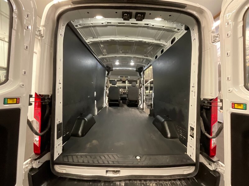 2019 Ford Transit 250 CARGO VAN / LONG WHEEL BASE / MEDIUM ROOF Backup Camera / 3.7L V6 / Clean Van !! - Photo 9 - Gladstone, OR 97027